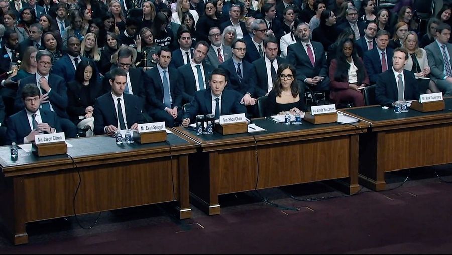 Fragmento de ‘La trampa de las redes sociales’