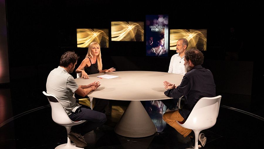 Cayetana Guillén Cuervo presenta 'Versión Española'