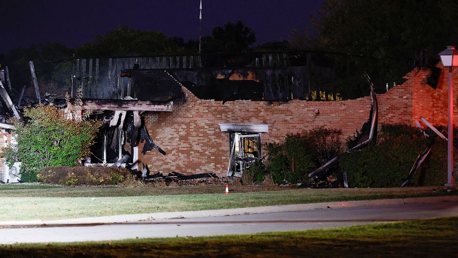 Imagen de los daños causados por el incendio en la iglesia de Michigan