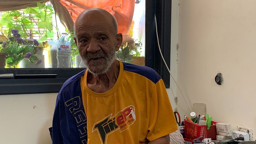 Taleb llegó de pequeño a Tulkarem junto con sus padres, refugiados de la guerra de 1948.