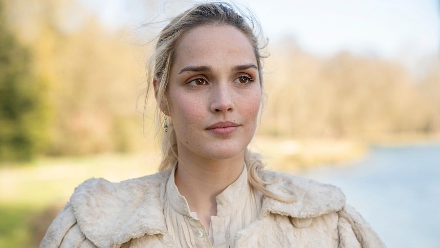 Alice de Jeansin (Camille Lou)