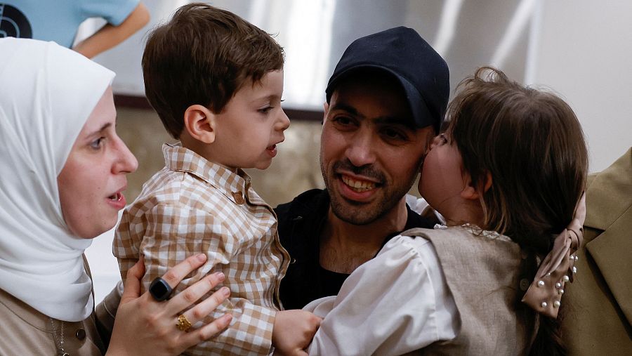 Intercambio de rehenes y prisioneros entre Israel y Hamás.