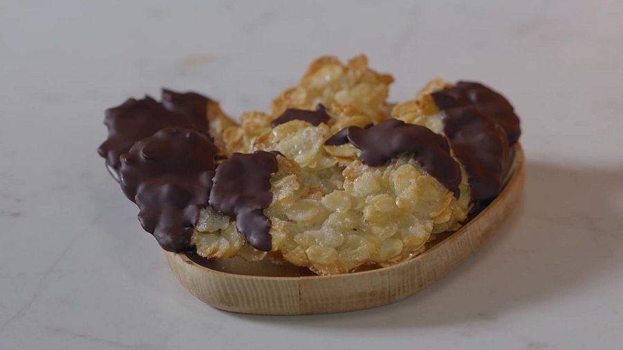 Palmeres d'ametlles amb xocolata