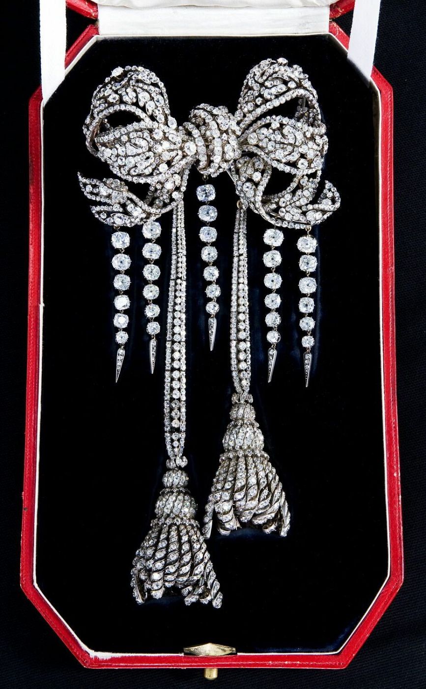 Robo de joyas en el Louvre