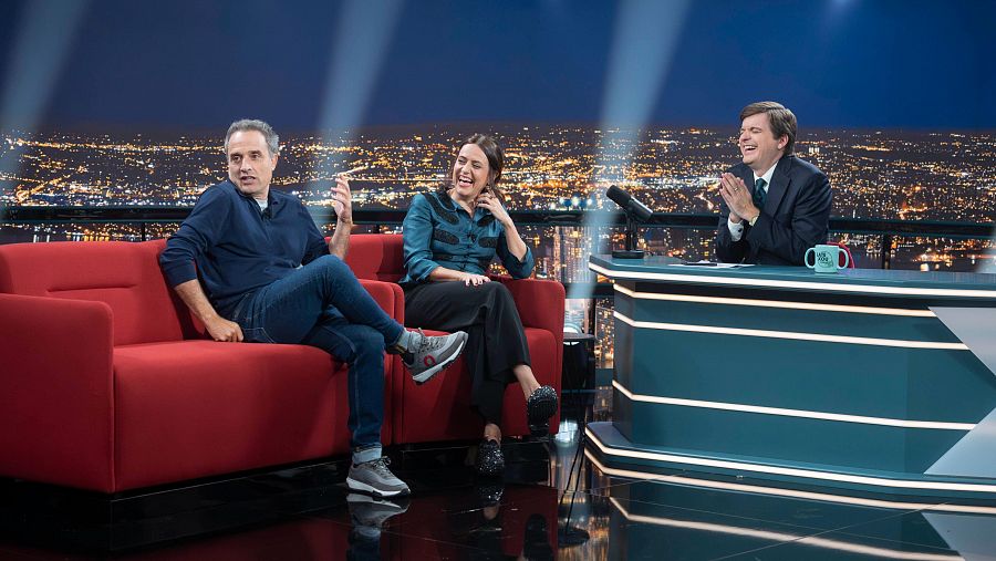 Itziar Ituño y Daniel Guzmán, en 'Late Xou con Marc Giró'