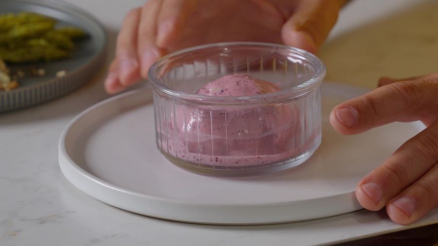 Gelat de formatge i fruits vermells