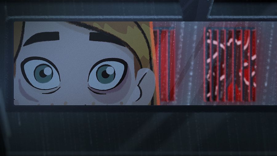 Un joven con cabello rubio y ojos verdes observa algo a través de una ventana, con una expresión de sorpresa. La lluvia cae sobre el cristal, y se distinguen barras rojas al otro lado.