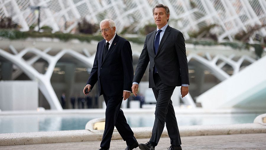 Llegada de Feijóo al funeral de Estado.