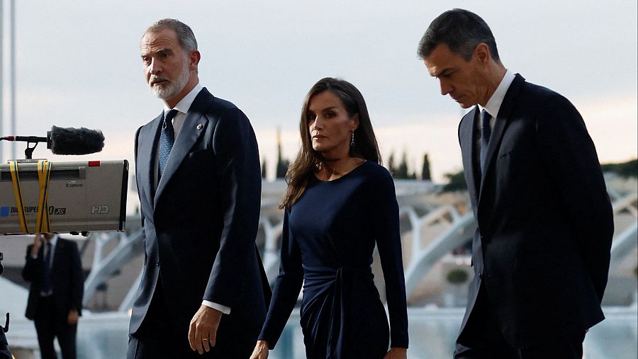 Llegada de los reyes al Homenaje de Estado por las víctimas de la dana.