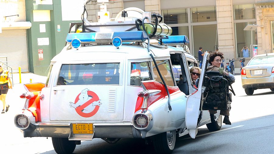 Los Cazafantasmas originales y la nueva generación se unen ante una amenaza más poderosa: el hielo