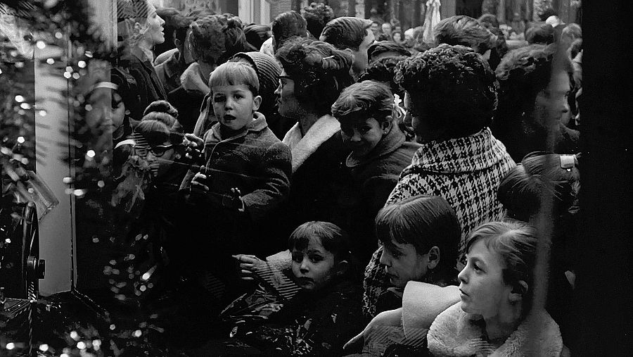 Dol a Kennedy: Infants espanyols envien joguines als fills del president