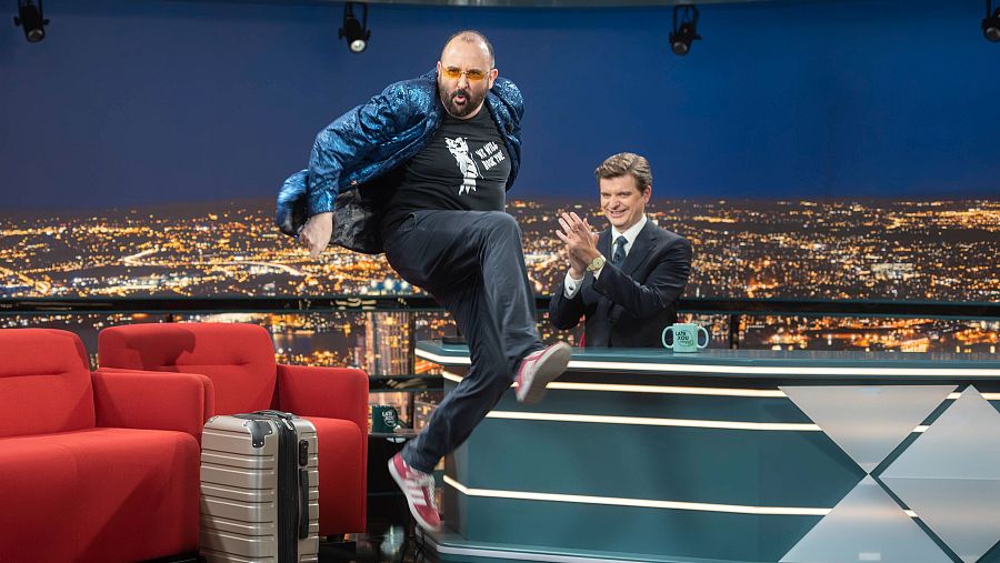 Y Carlos Areces también estará este martes para presentar 'Linaje de cobardes'