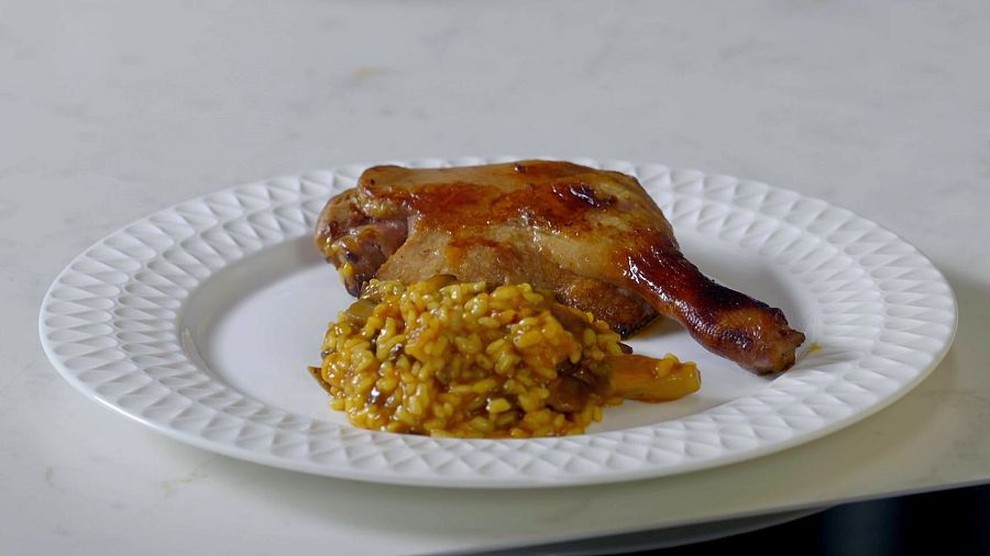 Arròs amb confit d'ànec i aigua de coco