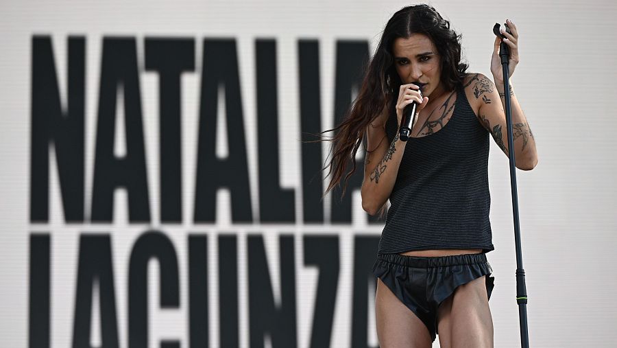 Natalia Lacunza pone voz a la crisis de los 25 en 'N2STAL5IA': 