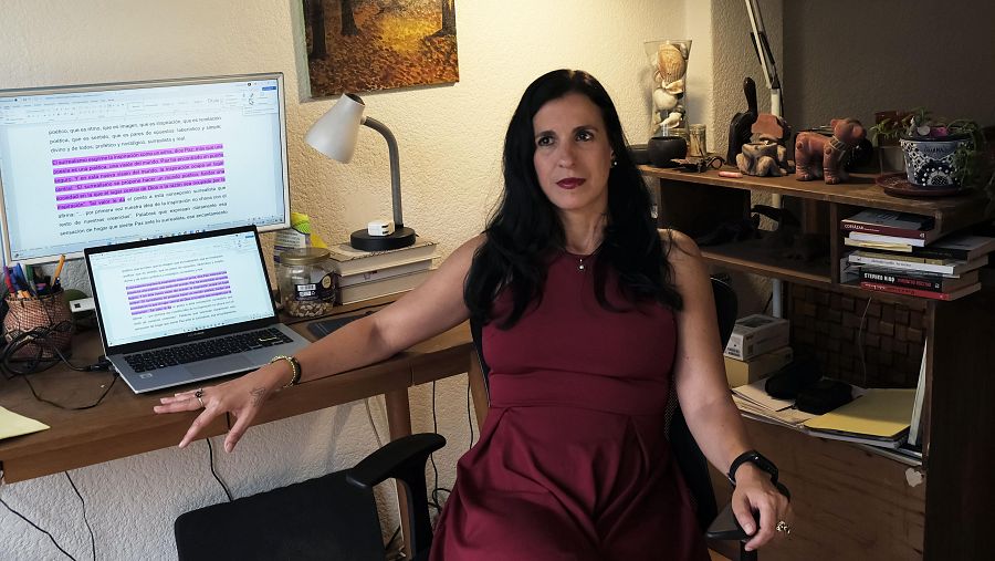 La escritora Gabriela Guerra