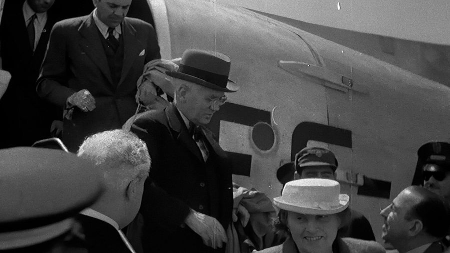 La penicil·lina arriba a Espanya i el Dr. Fleming visita Barcelona