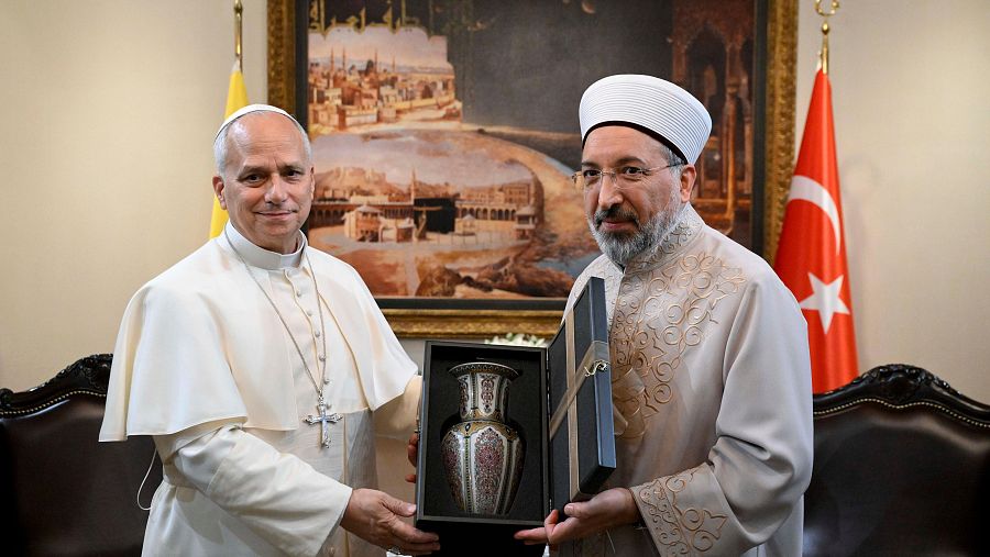 El papa León XIV se reúne con el presidente para los Asuntos Religiosos de Turquía, Safi Arpagu, este jueves en Ankara