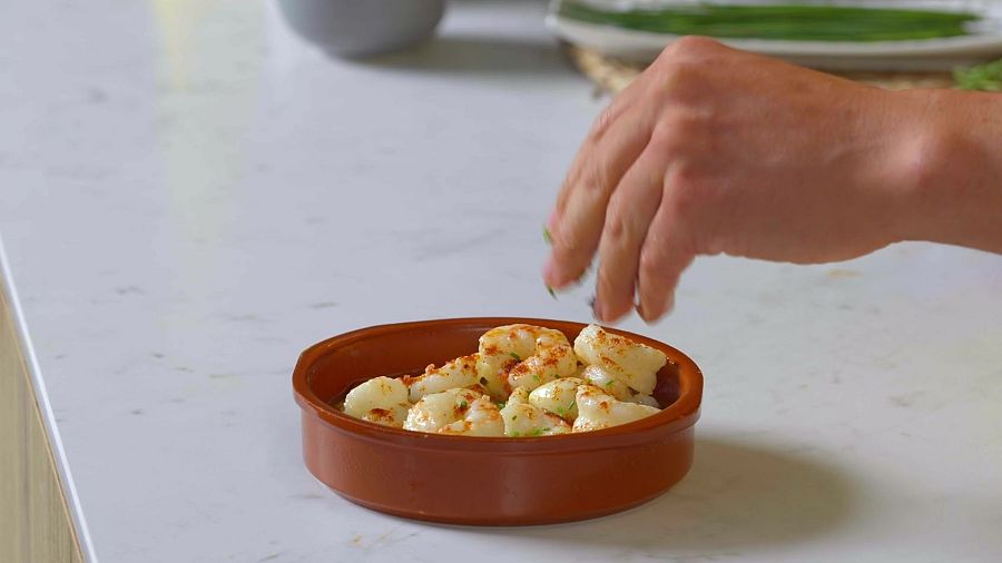 Un plat de gambes a l'allada