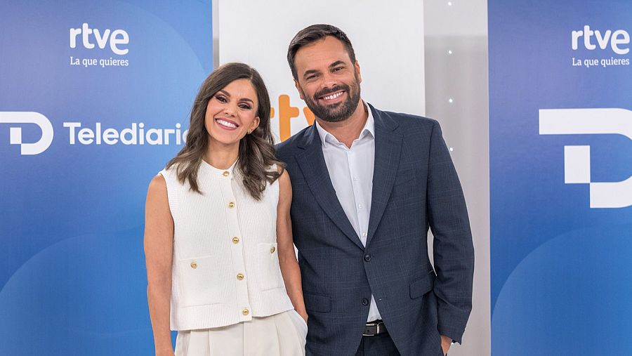Lorena Baeza y Álex Barreiro