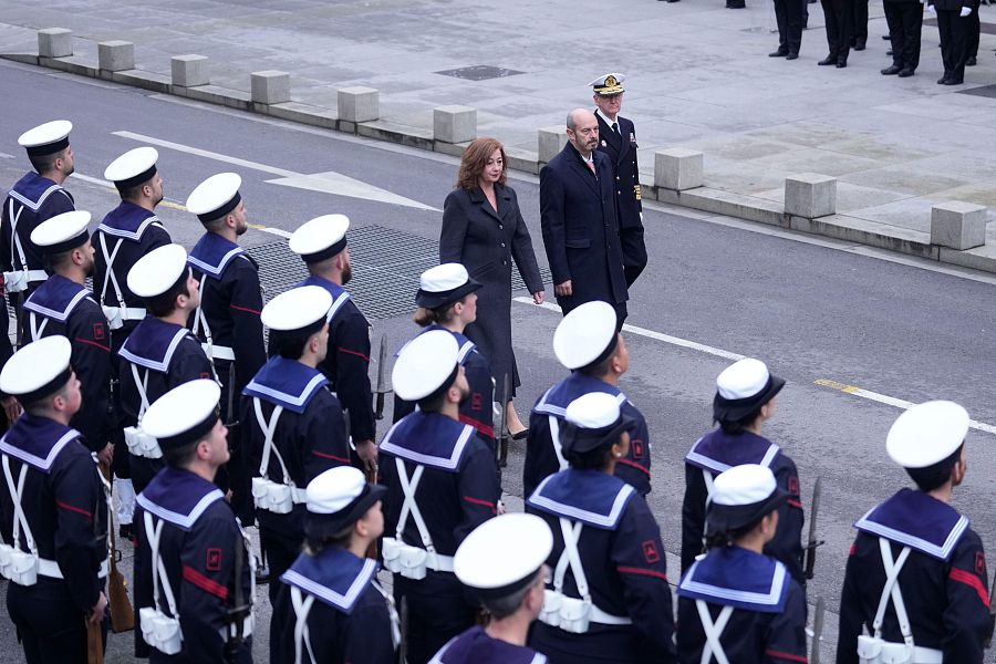 Llegada de Francina Armengol y Pedro Rollán