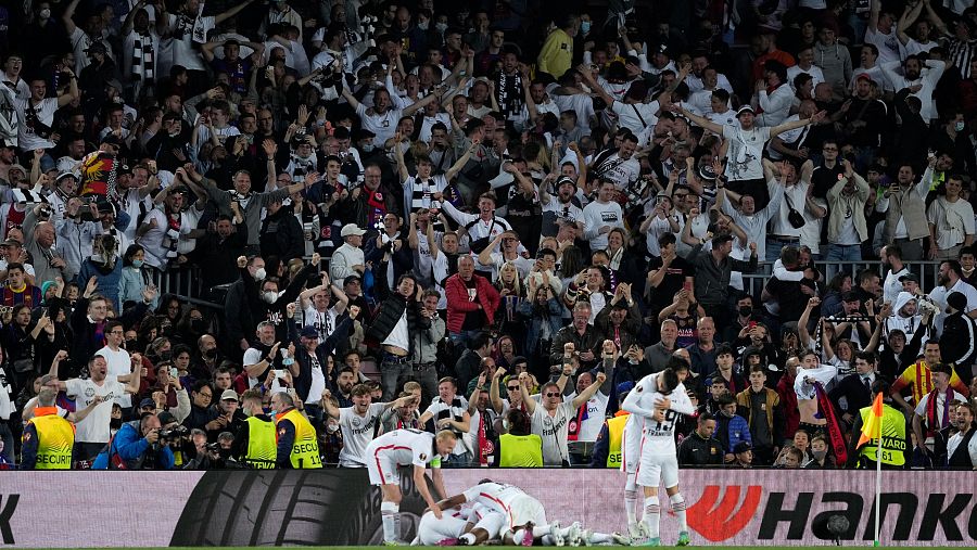 El Eintracht hizo suyo el Camp Nou en 2022.