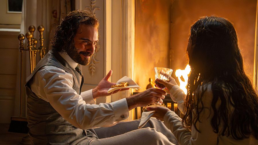 La Promesa: Martina y Adriano improvisan una velada junto al fuego