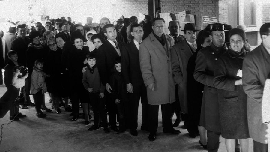 El referèndum de Franco de 1966: votar en una democràcia fictícia