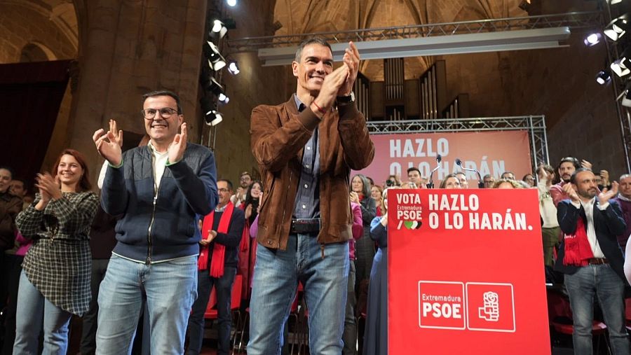 Pedro Sánchez y Miguel Ángel Gallardo en Cáceres