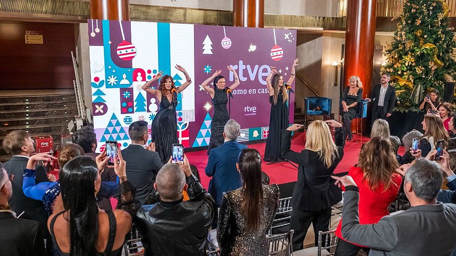 Actuación de Las Ketchup