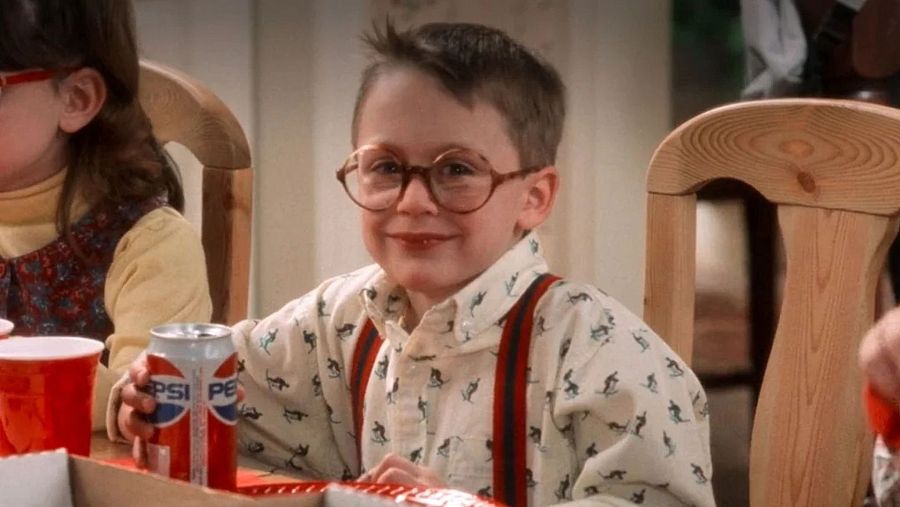 Macaulay Culkin comparte pantalla con su hermano