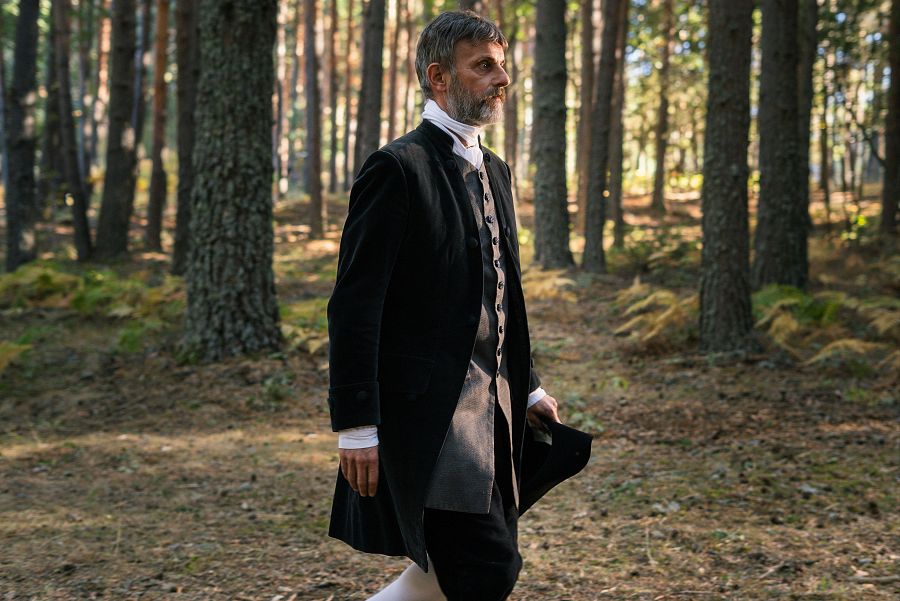 Ozo Perozo en el papel del sacristán Almagro