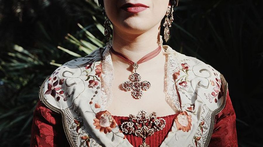 Luisa Dörr retrata a las Falleras