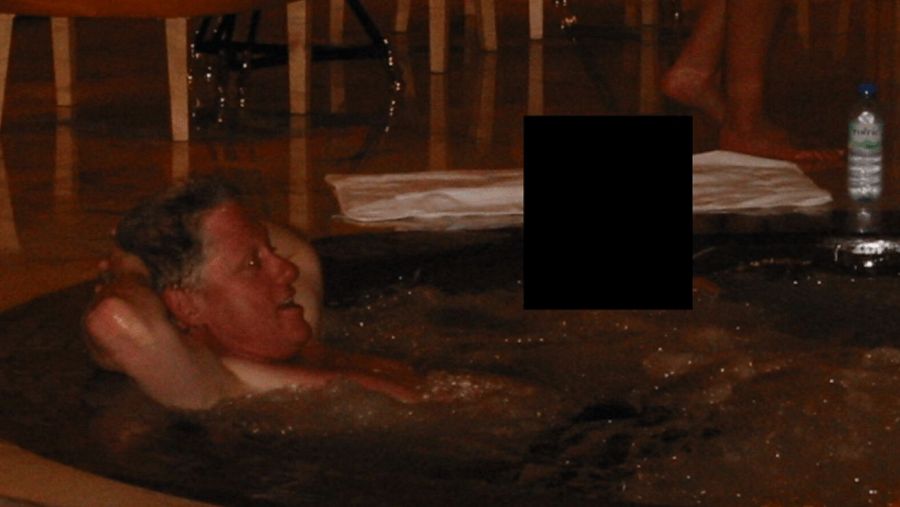 El Departamento de Justicia difunde miles documentos del caso Epstein antes de que venza el plazo legal