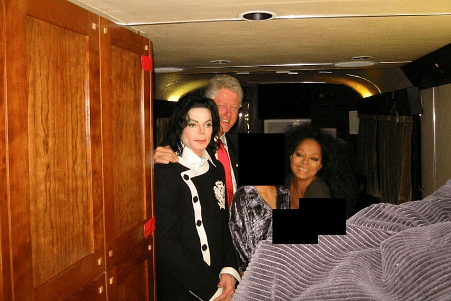 El expresidente estadounidense Bill Clinton, Michael Jackson y Diana Ross en una imagen publicada por el Departamento de Justicia de EE.UU.