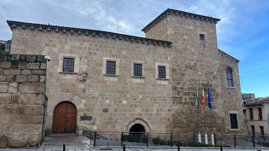 Edificio de la Presidena de la Junta de Extremadura, en Mérida.