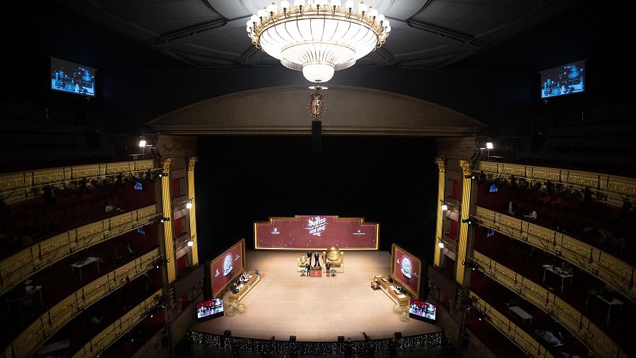 Vista cenital del Teatro Real mientras se celebraba el sorteo de la Lotería
