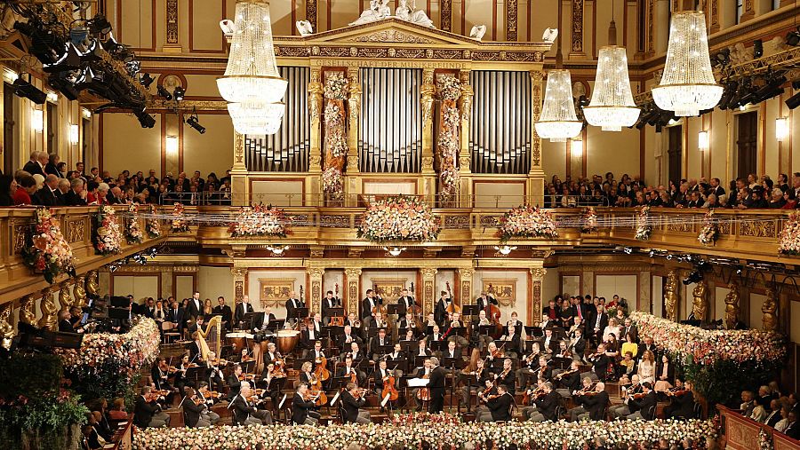 Año nuevo, con música de vals desde Viena