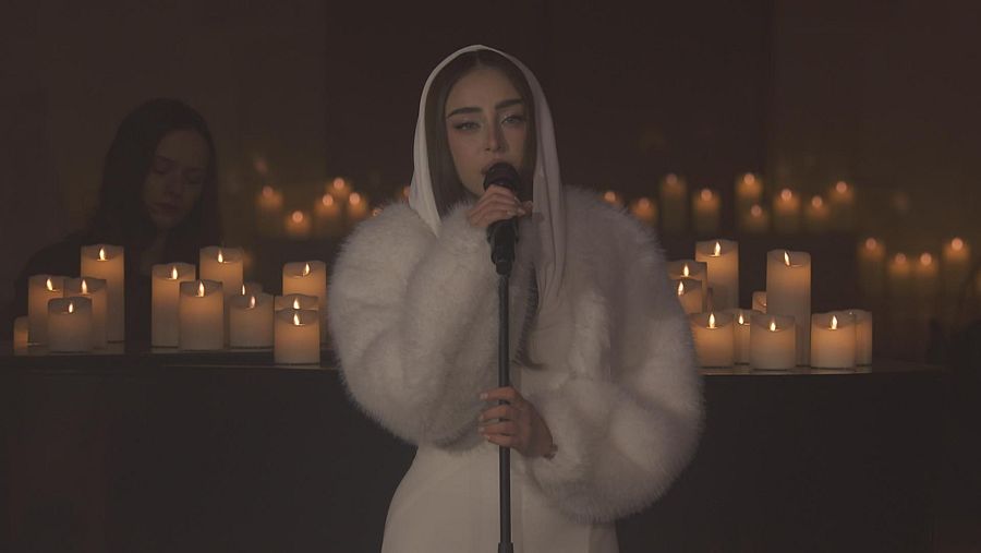 Actuación de Nicki Nicole en La casa de la música