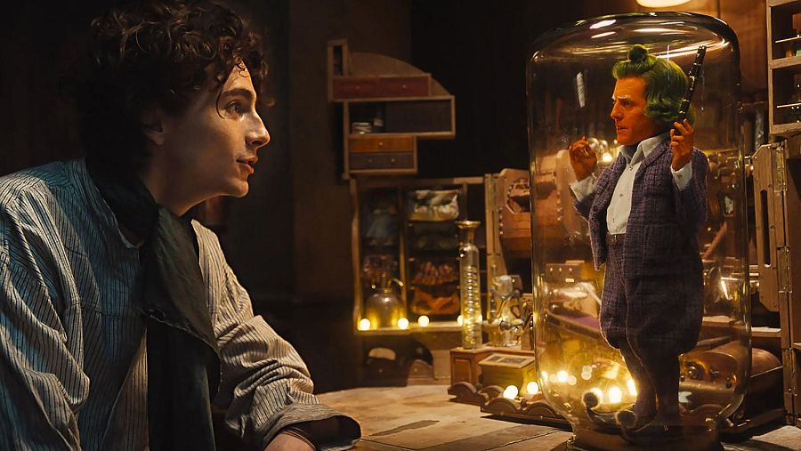 Timothée Chalamet y Hugh Grant en 'Wonka'