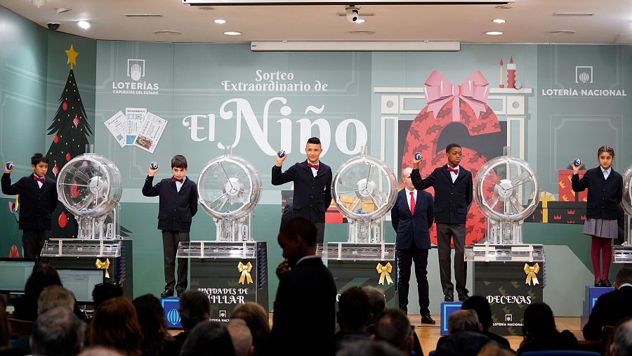 Las mejores imágenes de las celebraciones de la Lotería del Niño 2026