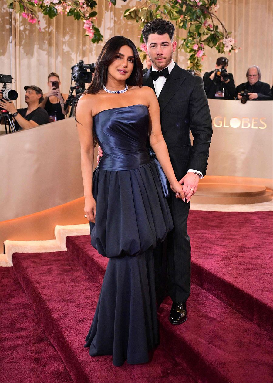 La actriz y modelo india Priyanka Chopra, junto al cantante estadounidense Nick Jonas