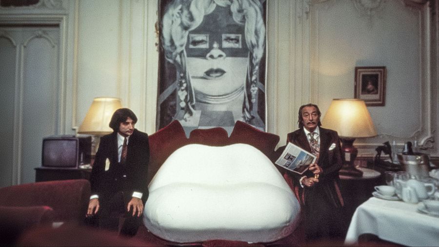 Oscar Tusquets y Salvador Dalí en el Hotel Meurice de Paris, 1973. Archivo OTB