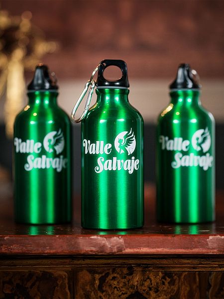 Gana una botella de merchandising de 'Valle Salvaje'