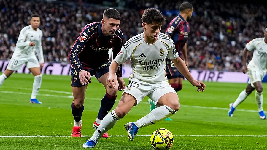 El turco Arda Güler fue de los mejores del Madrid ante el Levante.