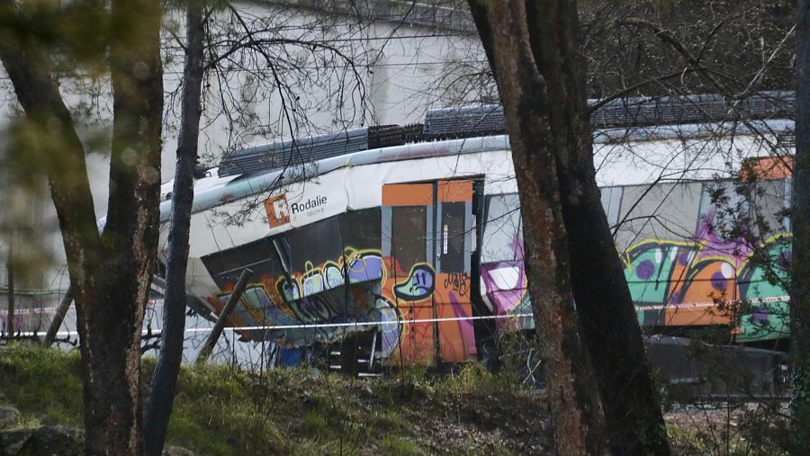 Vagó sinistrat a l'accident del tren de l'R4 a Gelida
