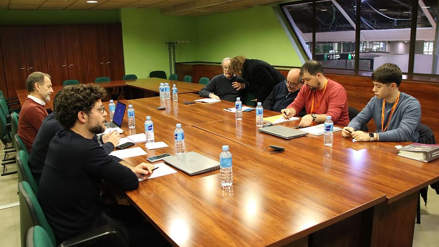 Pendientes de la reanudación del servicio de Rodalies que lleva dos días paralizado tras el accidente de Gelida, Barcelona