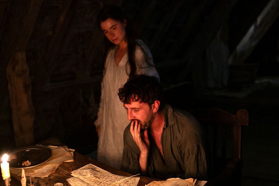 Jessie Buckley y Paul Mescal, en 'Hamnet'.
