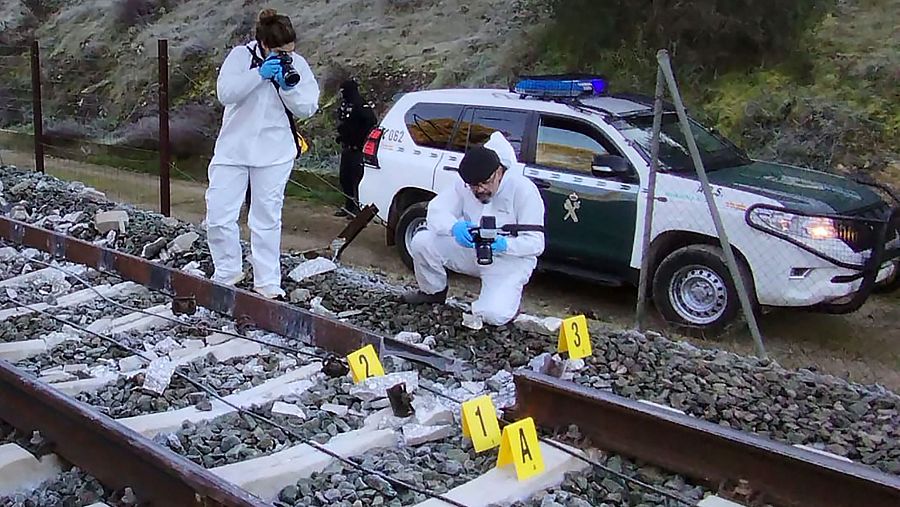 Carril roto en el accidente ferroviario de Adamuz.