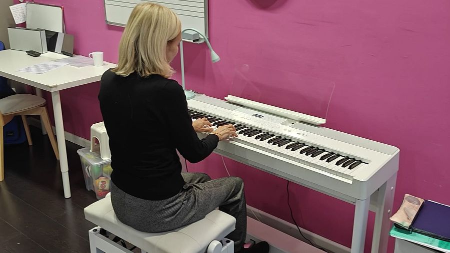 Beatriz Boudet preparando una clase