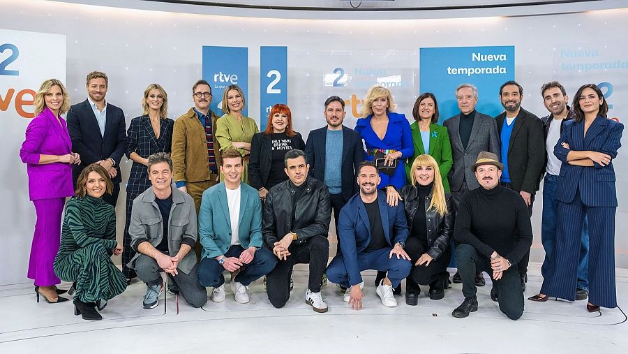 Foto de familia de La 2